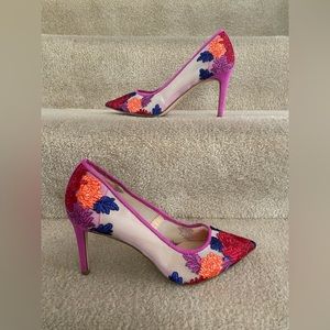 Jessica’s Simpson lace embroidery appliqué heels women’s size 8M